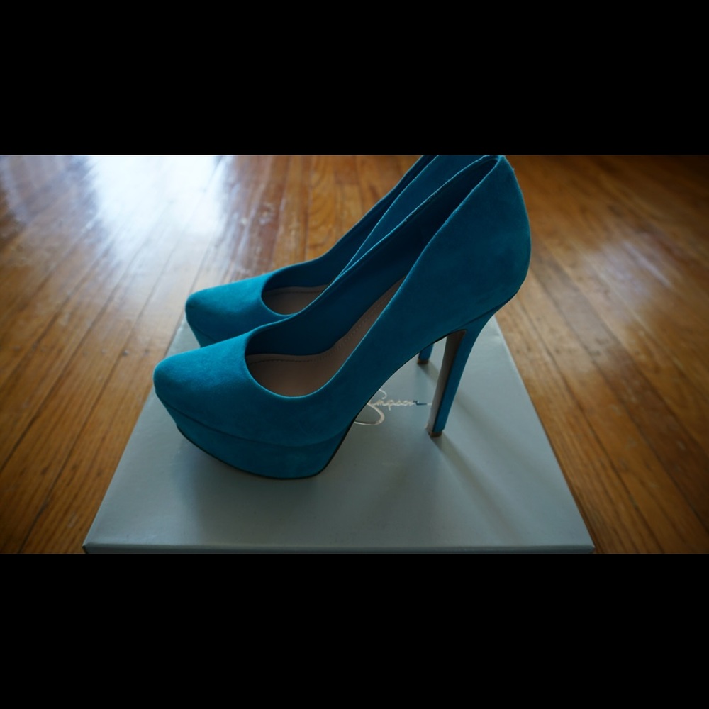 Jessica Simpson Waleo Pumps - Size 7.5 (turquoise)